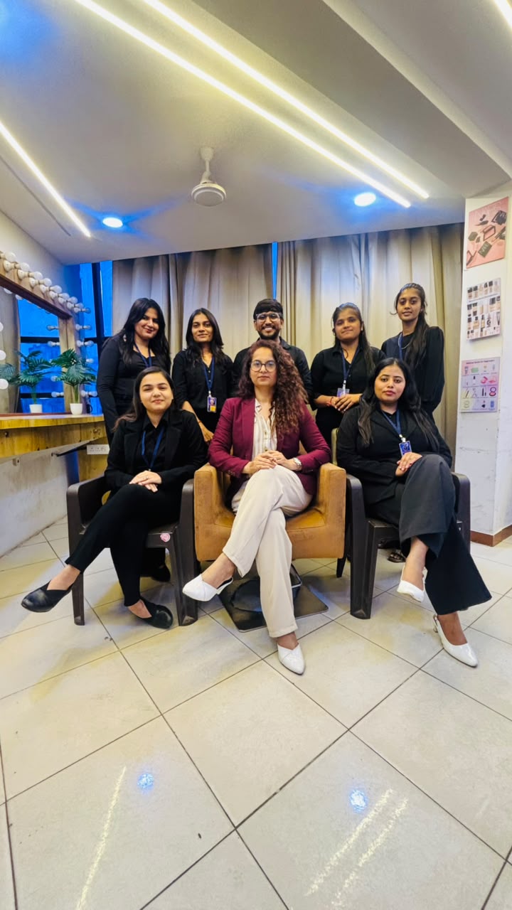 Wibes Beauty Academy Ahmedabad - Best Makeup Academy